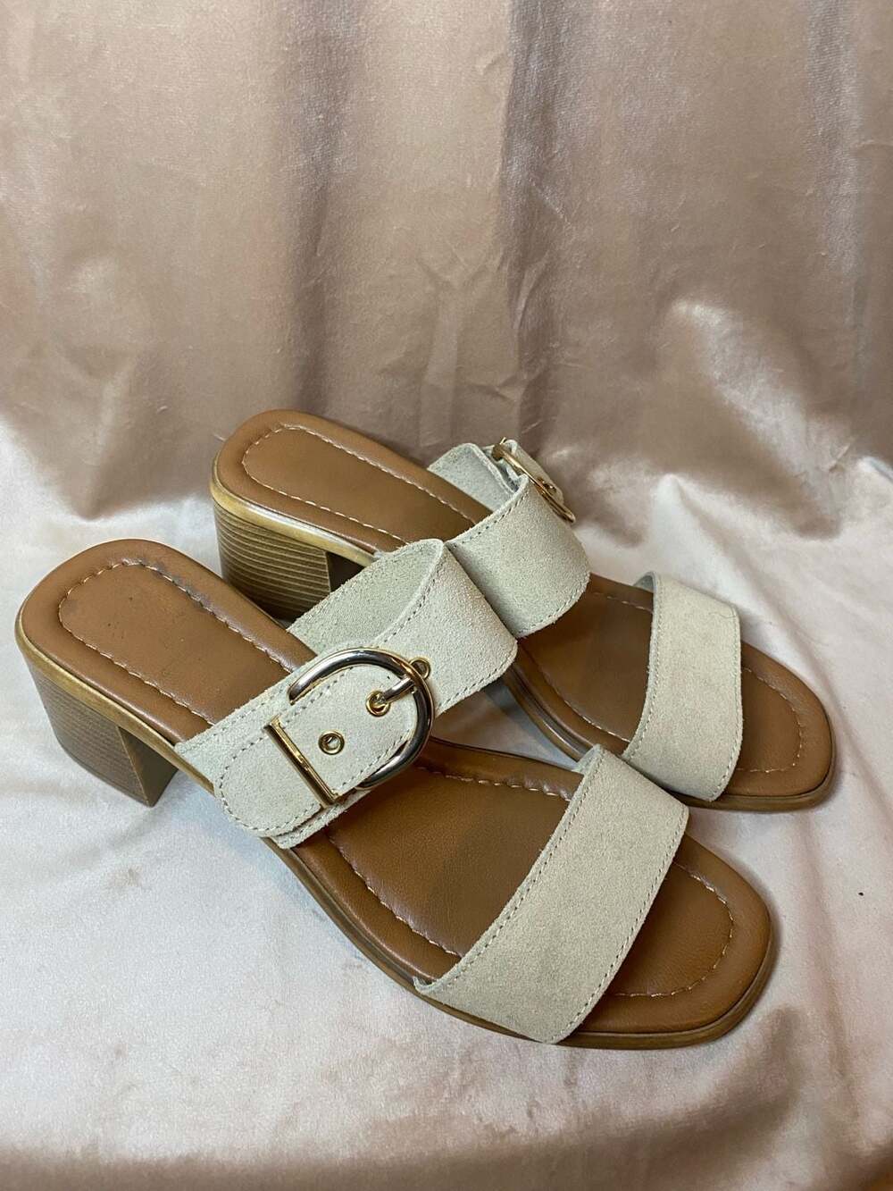 Italian Shoemakers Leoni Suede Block Heel Buckle Sandals